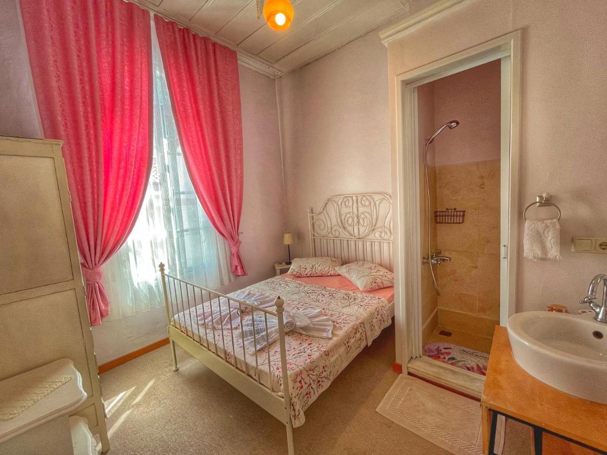 Eolya Konuk Evi Ayvalı Εξωτερικό φωτογραφία